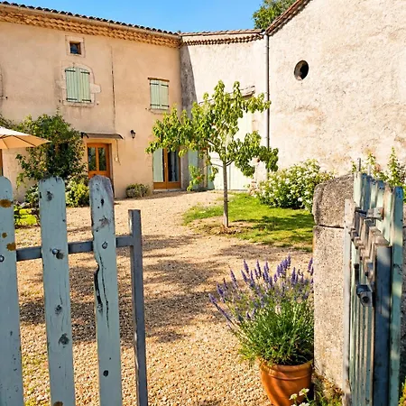 בית נופש Maison Au Calme 2, A La Campagne, Avec Vue Magnifique Sur Le Chateau De Mauzun Et La Chaine Des Puys Trezioux